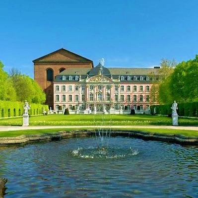 Visita ao Palácio de Trier.